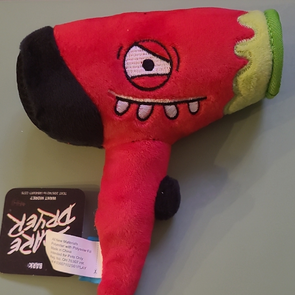 Vintage HTF “ Scare Dryer ” Dog Toy Scary Hair Dryer Blow-dryer NWT